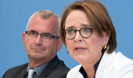 Staatsministerin Annette Widmann-Mauz (CDU), Beauftragte der Bun...