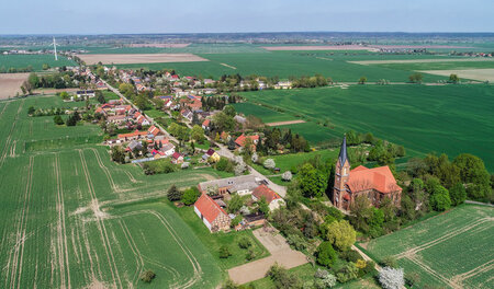Schöne Gegend, moderater Verkehrswert: Das Dorf Neuküstrinchen i...