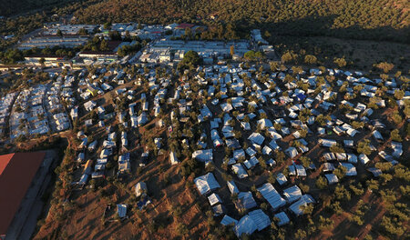 Leben wie ein Geflüchteter in Griechenland: Das Flüchtlingscamp ...
