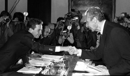 Schließen wir ’nen kleinen Kompromiss. PCI-Chef Berlinguer (link...