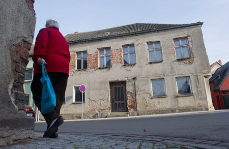 Leben war früher mal: Zentrum der Kleinstadt Loitz in Mecklenbur... Leben war früher mal: Zentrum der Kleinstadt Loitz in Mecklenbur...