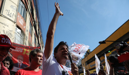 Kampf um jede Stimme: Fernando Haddad möchte wieder Politik für ...