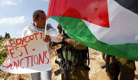 Palästinensischer Protest und israelische Grenzpolizei (14.3.201...