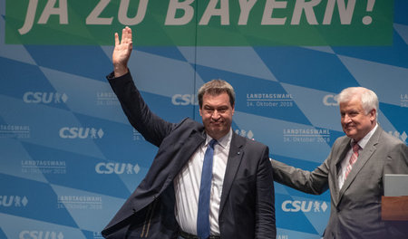 CSU-Granden: Markus Söder (l.) und Horst Seehofer bei einer Wahl...