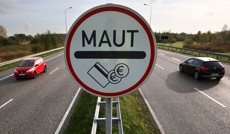 Kasse machen, dafür Klage zurückziehen: Die Vergabepolitik des B... Kasse machen, dafür Klage zurückziehen: Die Vergabepolitik des B...