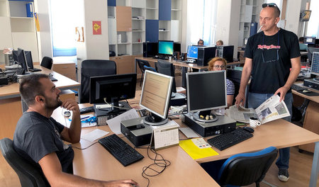 Die Redaktion der liberalen Tageszeitung Vijesti in Podgorica. C...
