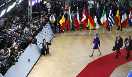 Auftritt Theresa May in Brüssel am Donnerstag. Die Regierungsche...
