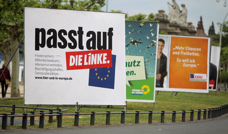 Wie hältst du es mit Brüssel, Genosse? Die Linke beginnt im Vorf... Wie hältst du es mit Brüssel, Genosse? Die Linke beginnt im Vorf...