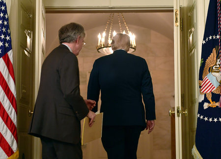 US-Präsident Donald Trump und sein Sicherheitsberater John Bolto...