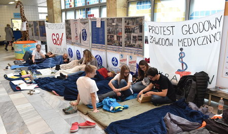 Das Protestcamp der Assistenzärzte im Universitäts-Kinderkranken...