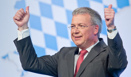 Markus Ferber als CSU-Spitzenkandidat für die Europawahl am 10. ...