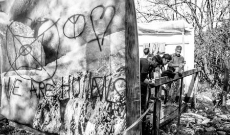 Mangelnde Versorgung: Flüchtlinge beklagen die hygienische Situa...