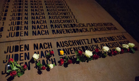 Chronik der Deportationen: Mahnmal am ehemaligen Standort der Sy...