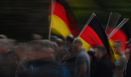 Rückkehr der »Massen«, nur eben »regressiv«? Demonstration in Ch...
