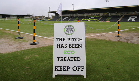 Rasen betreten verboten: Bei den Forest Green Rovers wird der nä...