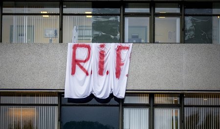 Pleite: Am Medisch Centrum Slotervaart in Amsterdam protestierte...