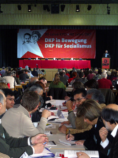 Parteitagspodium in Mörfelden Parteitagspodium in Mörfelden