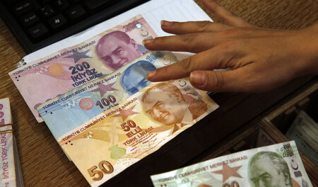 Die türkische Lira verliert an Wert Die türkische Lira verliert an Wert