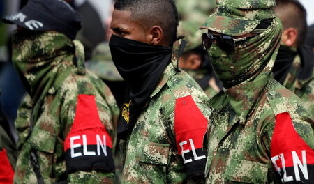 Kolumbiens Regierung macht ELN-Rebellen für den Überfall auf Ven...