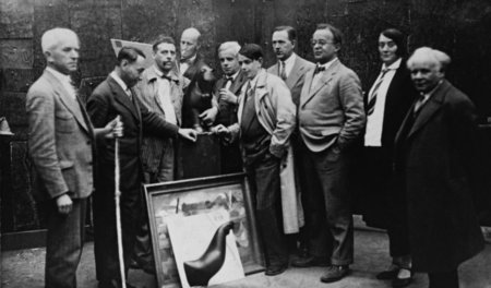 Beanspruchten eine tragende Rolle in der Gesellschaft: Mitgliede...