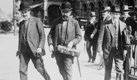 Sozialpartner der ersten Stunde, Sozialpartner wider Willen: Hug...