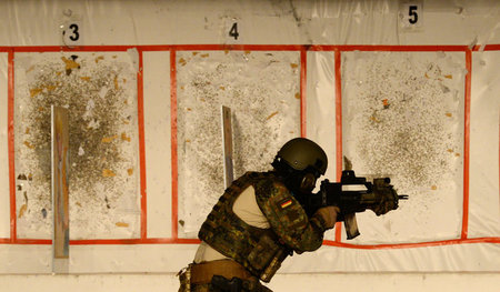 Waffenbeschaffung und Todeslisten: Soldaten des Kommandos Spezia...
