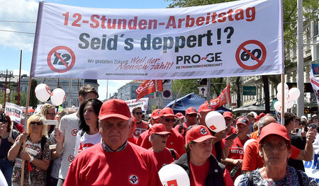 Widerstand gegen Rechtsregierung: Gewerkschaftsdemonstration geg...
