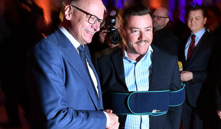 Immer gute Beziehungen zu den Medien: René Benko (r.) mit dem Ch...