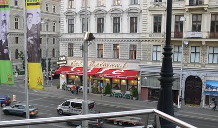 Ebners Stammcafé Raimund, ein Treffpunkt der Wiener Avantgarde