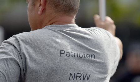 Die "Patrioten NRW" wollen am Sonnabend durch Düsseldorf marschi...