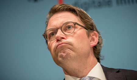 Immer da für die Autolobby: Verkehrsminister Scheuer bläst die B...