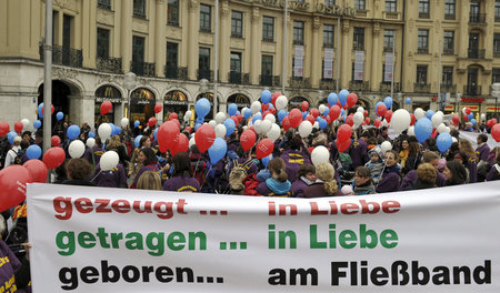 Hebammen_Protest_24196465.jpg