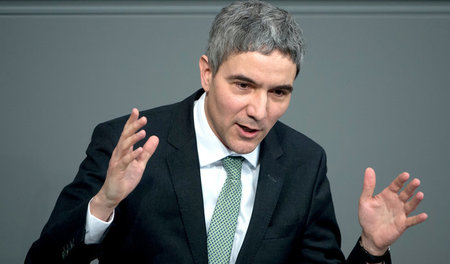 Wird wohl in zwei Jahren Präsident des Bundesverfassungsgerichts...