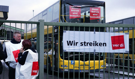 Neueingestellte der BVG arbeiten länger als Altbeschäftigte. Ent...