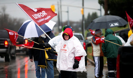 Protestaktion von Automobilarbeitern am GM-Standort Oshawa/Ontar...