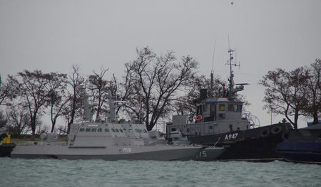 Beschlagnahmtes Kriegsschiff: Boot der ukrainischen Küstenwache ...