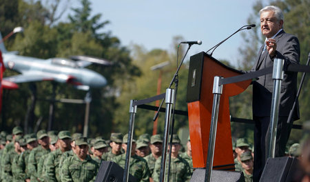 Mexikos neuer Präsident Andrés Manuel López Obrador bei einem Tr...