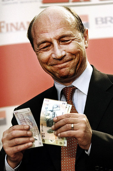 Im Juli 2005 stellte Rumäniens Präsident Traian Basescu den neue...