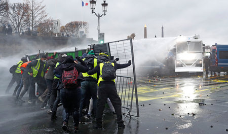 In Konfrontation mit der Staatsgewalt: Demonstration gegen die P...