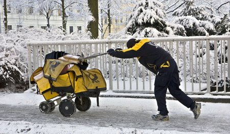 Trotz Tarifbindung sind die Arbeitsbedingungen bei der Post schl... Trotz Tarifbindung sind die Arbeitsbedingungen bei der Post schl...