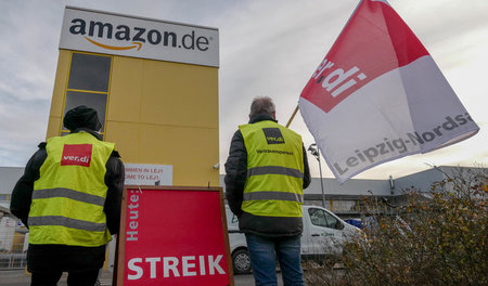 On and off again: Seit fünf Jahren streiken die Amazon-Beschäfti...