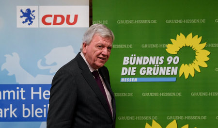 Bürgerliche Normalität in Hessen: Volker Bouffier zu Beginn der ... Bürgerliche Normalität in Hessen: Volker Bouffier zu Beginn der ...