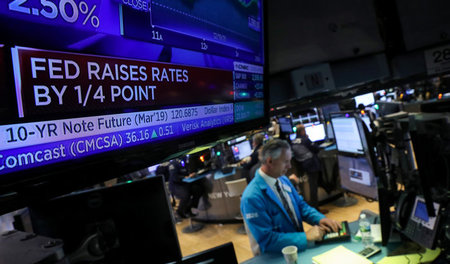 Die US-Notenbank hat den Leitzins um 0,25 Punkte angehoben Die US-Notenbank hat den Leitzins um 0,25 Punkte angehoben