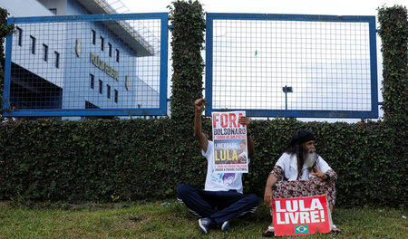 Protest gegen die fortgesetzte Inhaftierung Lula da Silvas am Mi... Protest gegen die fortgesetzte Inhaftierung Lula da Silvas am Mi...