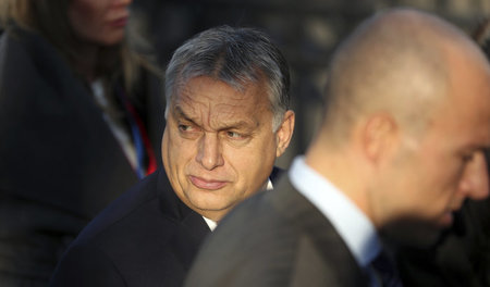 Ungarns rechter Ministerpräsident Orban vor zwei Wochen bei eine...