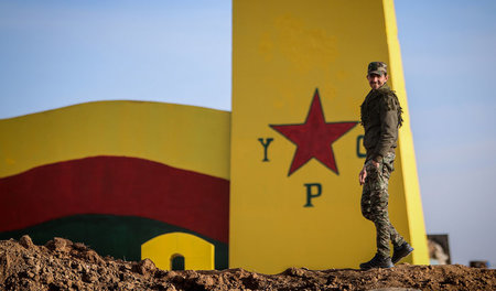 Deutsche Behörden machen gegen die YPG und andere kurdische Orga...