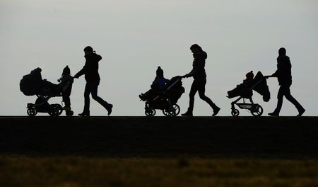 Nur weil ihnen Unterhaltszahlungen zustehen, heißt es nicht, das... Nur weil ihnen Unterhaltszahlungen zustehen, heißt es nicht, das...