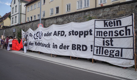 S 08.jpg