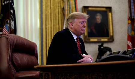 Kaum reagiert Beijing mit Gegenzöllen, muss Donald Trump seine F...