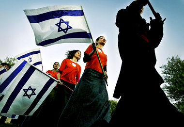 Demonstration in Jerusalem gegen den auf Betreiben des damaligen... Demonstration in Jerusalem gegen den auf Betreiben des damaligen...